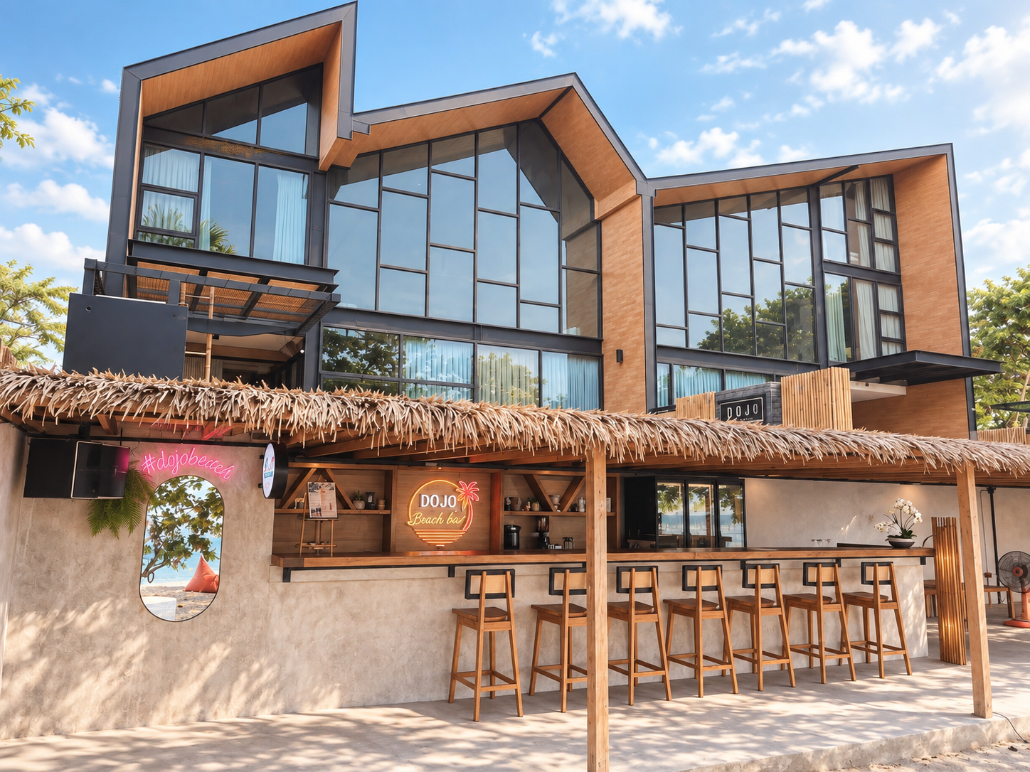 DOJO Beach Bar